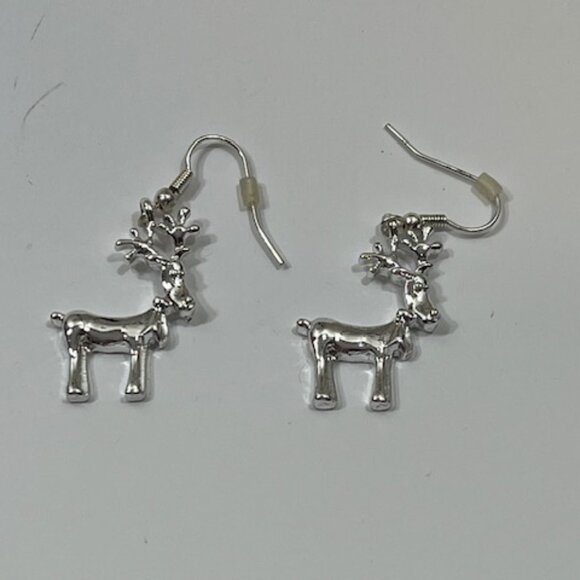 Holiday Christmas Reindeer Dangle Drop Earrings Silver Tone French Wire.75"x1" - Picture 3 of 7